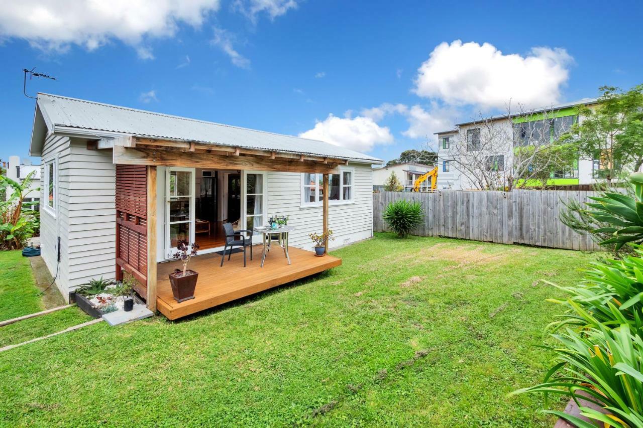 Sunny & Cozy Home Near Western Springs Auckland Exterior foto